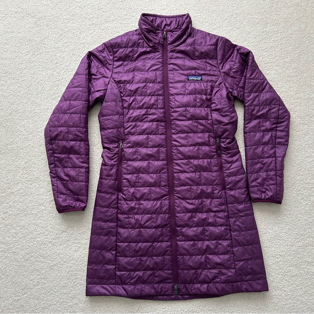 NWT Patagonia Lightweight Travel Deep Purple Nano Puff Parka Medium M - Picture 2 of 7